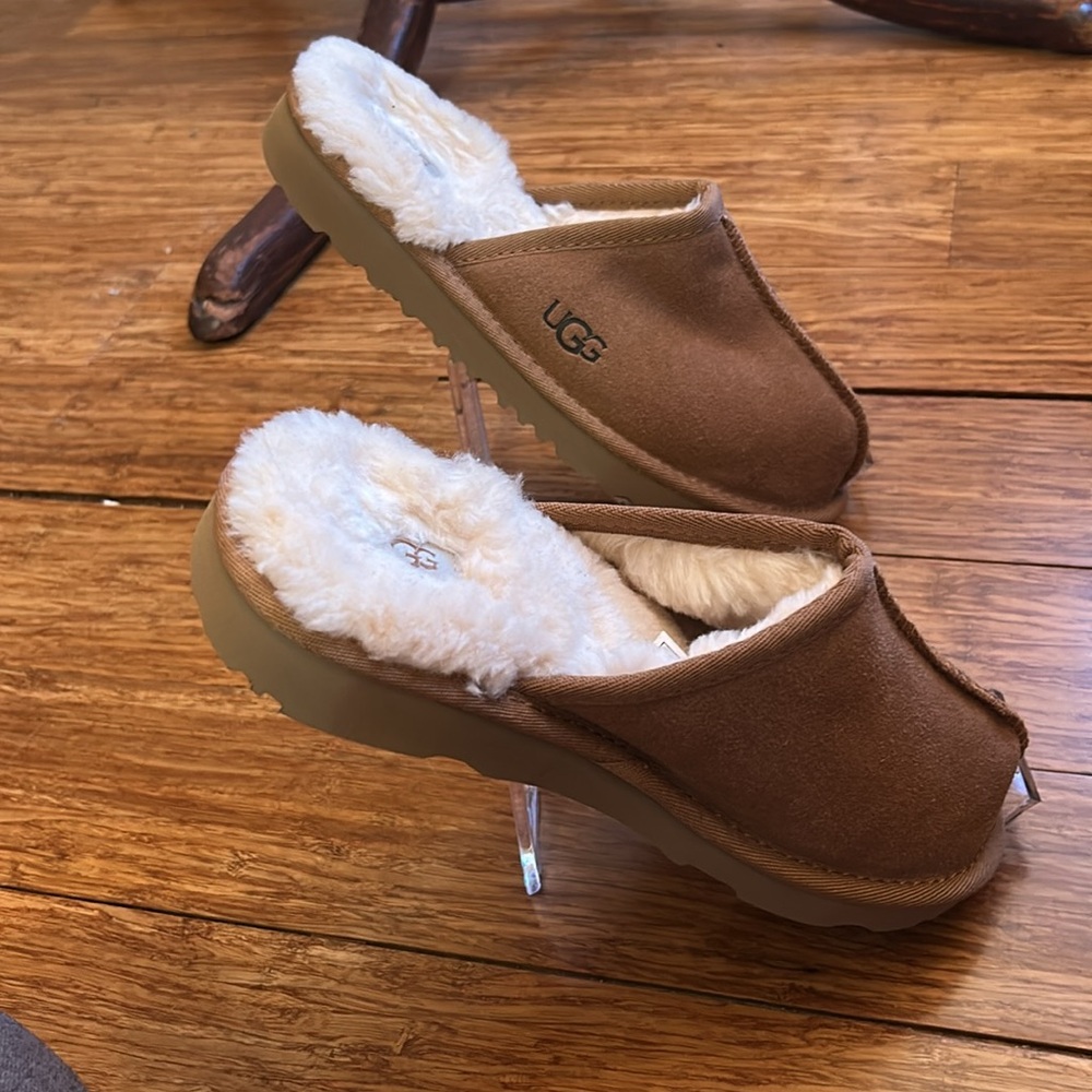 UGG Tan Suede Slip-On Slippers - Picture 3 of 7